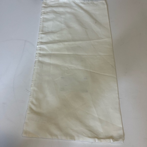 Gucci dust bag 17 x 8.5 - Picture 2 of 2